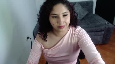 Gia Independent model online show from 10/24/25, 11:28
