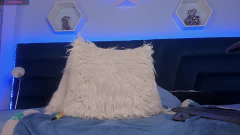 Snapshot of _giarose chatting on 03/10/25, 10:24 Gia Rose online show from 03/10/25, 10:24