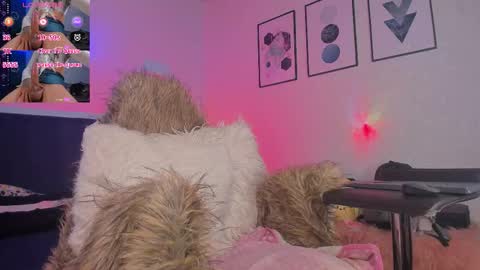 Snapshot of _giarose chatting on 10/04/25, 09:02 Gia Rose online show from 10/04/25, 09:02