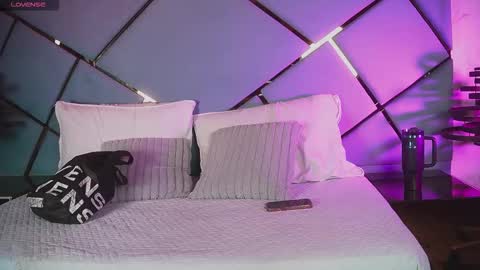 _giggy online show from 12/20/25, 11:39