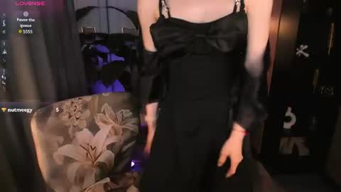Snapshot of _goddess_alice_ chatting on 07/15/26, 01:38 Alice online show from 07/15/26, 01:38