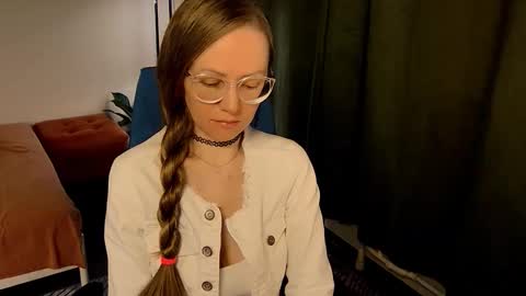 _goldilocks__ online show from 10/02/25, 08:43