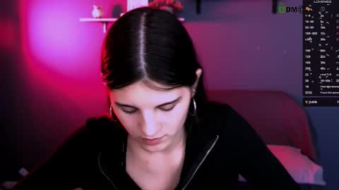 Snapshot of _grace_hot chatting on 11/22/25, 09:03 _grace_hot online show from 11/22/25, 09:03