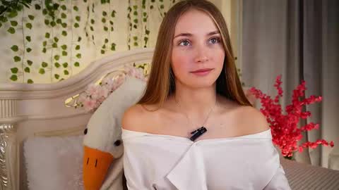 Snapshot of _green_green_ chatting on 10/09/25, 01:58 Milly online show from 10/09/25, 01:58