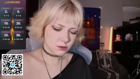 Snapshot of _gummybears_ chatting on 02/24/26, 05:27 Tori online show from 02/24/26, 05:27