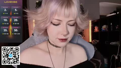 Snapshot of _gummybears_ chatting on 02/28/26, 06:03 Tori online show from 02/28/26, 06:03