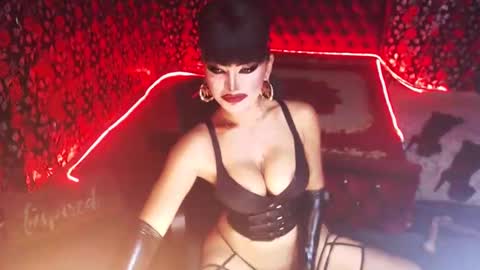 Snapshot of _hailyourqueenx chatting on 12/28/24, 08:58 GoDDess  Chloe online show from 12/28/24, 08:58