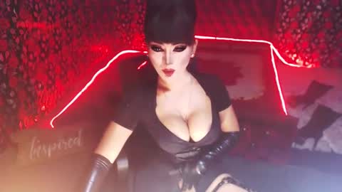 Snapshot of _hailyourqueenx chatting on 01/11/25, 06:33 GoDDess  Chloe online show from 01/11/25, 06:33