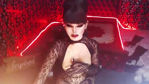 Snapshot of _hailyourqueenx chatting on 01/12/25, 12:49 GoDDess  Chloe online show from 01/12/25, 12:49