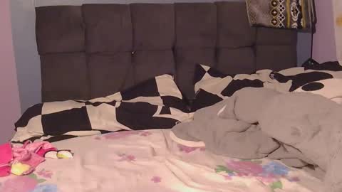 _hairlyboy online show from 12/15/25, 06:06