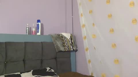 Snapshot of _hairlyboy chatting on 12/17/25, 06:08 _hairlyboy online show from 12/17/25, 06:08