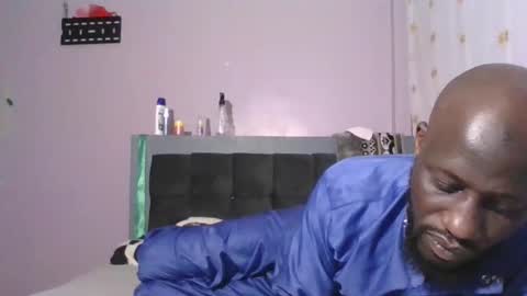 Snapshot of _hairlyboy chatting on 12/22/25, 05:32 _hairlyboy online show from 12/22/25, 05:32