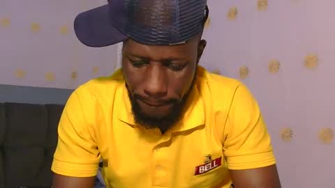 Snapshot of _hairlyboy chatting on 02/19/26, 12:01 _hairlyboy online show from 02/19/26, 12:01