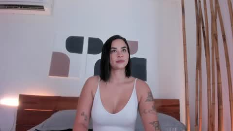 Snapshot of _hanna_johnson_ chatting on 06/14/26, 02:09 Hanna johnson online show from 06/14/26, 02:09