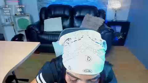 Snapshot of _hanna_miller__ chatting on 03/10/26, 08:25 Hanna online show from 03/10/26, 08:25