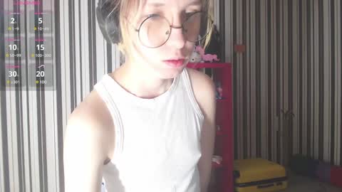 Snapshot of _hanna_moon_ chatting on 12/29/24, 08:55 Hannaolotl online show from 12/29/24, 08:55