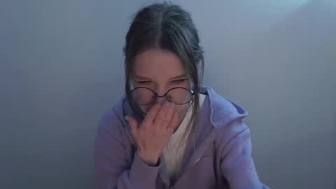 Snapshot of _hanna_moon_ chatting on 12/18/25, 09:04 Hannaolotl online show from 12/18/25, 09:04