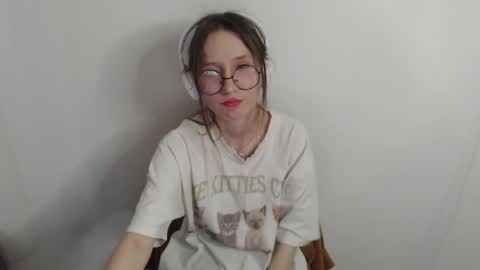 Hannaolotl online show from 04/10/26, 08:08