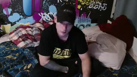 Snapshot of _happydayleon_ chatting on 09/23/25, 06:11 _happydayleon_ online show from 09/23/25, 06:11