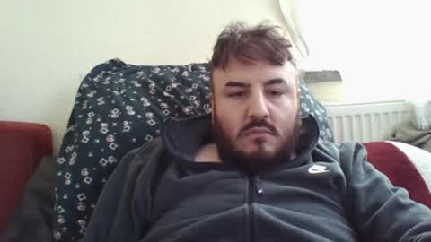  hasanhz.  online show from 10/13/25, 06:57