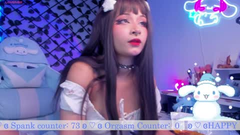Snapshot of _heavenly_blue_ chatting on 12/31/24, 11:49 Bluey online show from 12/31/24, 11:49