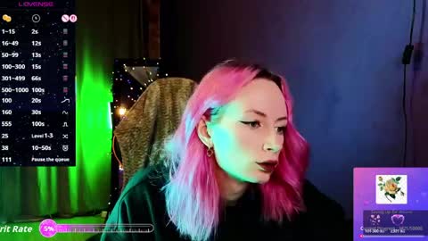 Snapshot of _helencarter chatting on 05/26/26, 08:38 Helen Carter 3 Next stream 2330 MSC online show from 05/26/26, 08:38