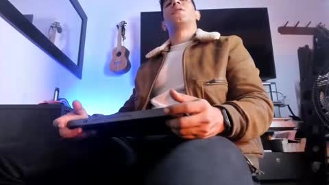 Snapshot of _heracles1 chatting on 12/08/24, 03:45 Heracles online show from 12/08/24, 03:45