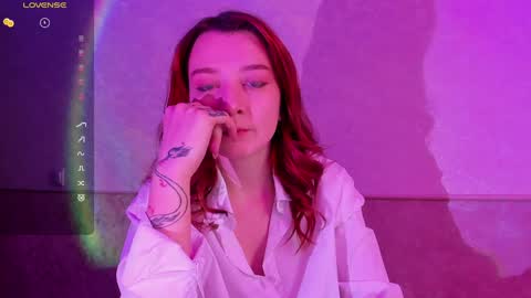 Snapshot of _hey_scarlett_ chatting on 12/03/24, 04:58 _hey_scarlett_ online show from 12/03/24, 04:58