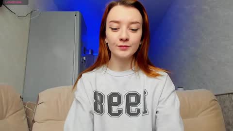 Snapshot of _hey_scarlett_ chatting on 12/06/24, 04:14 _hey_scarlett_ online show from 12/06/24, 04:14