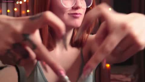 Snapshot of _hey_scarlett_ chatting on 02/17/25, 07:21 _hey_scarlett_ online show from 02/17/25, 07:21