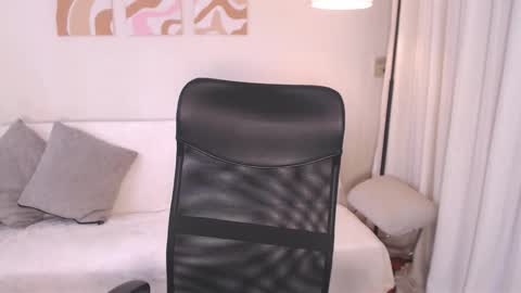 Bee. online show from 03/11/26, 07:42