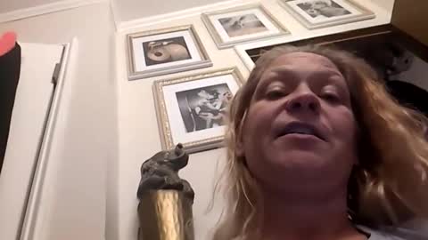 _hitgirly_ online show from 03/01/26, 12:18