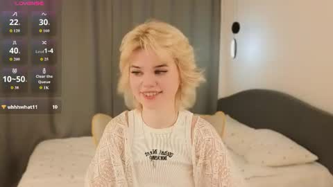 Snapshot of _honnyland chatting on 06/28/26, 01:17 Alisha online show from 06/28/26, 01:17