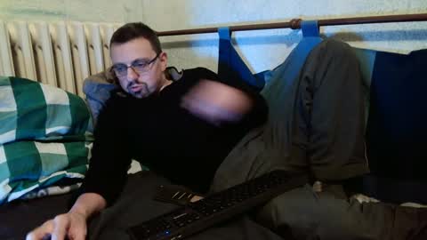 Manuel online show from 01/16/25, 11:37