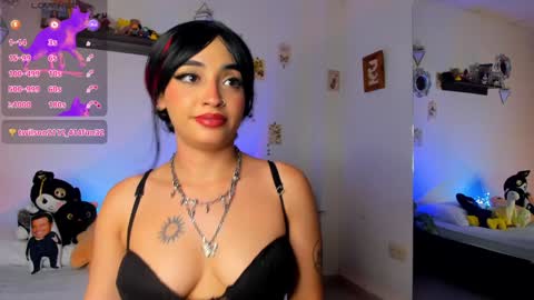 Snapshot of _hotpink chatting on 01/29/25, 02:19 Jenn  online show from 01/29/25, 02:19