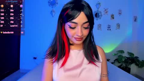 Snapshot of _hotpink chatting on 02/25/25, 11:11 Jenn  online show from 02/25/25, 11:11