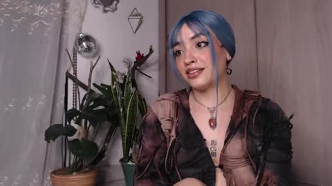 Snapshot of _hotpink chatting on 04/12/26, 11:32 Jenn online show from 04/12/26, 11:32