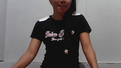 Snapshot of _hotzooey69_ chatting on 12/21/24, 02:47 _hotzooey69_ online show from 12/21/24, 02:47