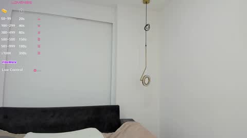 Snapshot of _huge_boobs_ebony chatting on 03/02/25, 12:22 Darlis online show from 03/02/25, 12:22