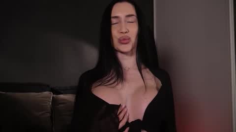 Snapshot of _iammary chatting on 03/15/26, 03:40 Mary online show from 03/15/26, 03:40