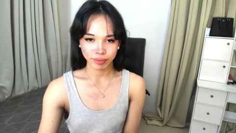 Snapshot of _imwithyou69_ chatting on 10/30/25, 07:54 yanie online show from 10/30/25, 07:54