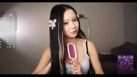 you Mia online show from 06/19/26, 05:06