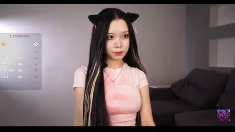 you Mia online show from 06/26/26, 04:33