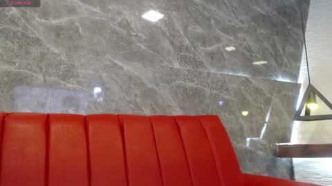 Snapshot of _isaabellaa chatting on 01/17/25, 11:17 Isa online show from 01/17/25, 11:17