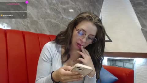 Snapshot of _isaabellaa chatting on 03/03/25, 05:29 Isa online show from 03/03/25, 05:29