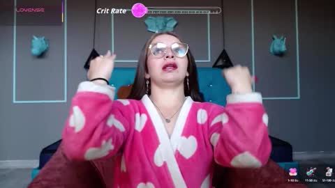 Snapshot of _isaabellaa chatting on 09/22/25, 12:07 Isa online show from 09/22/25, 12:07