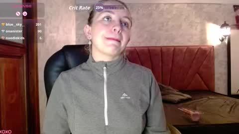 Snapshot of _isaabellaa chatting on 10/23/25, 01:10 Isa online show from 10/23/25, 01:10