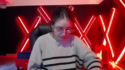 Snapshot of _isaabellaa chatting on 11/26/25, 03:57 Isa online show from 11/26/25, 03:57