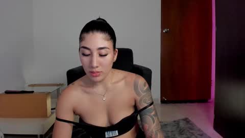 Isabella online show from 02/14/26, 05:48