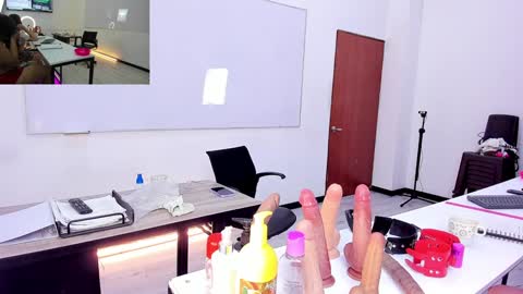 Isa online show from 01/31/25, 02:39